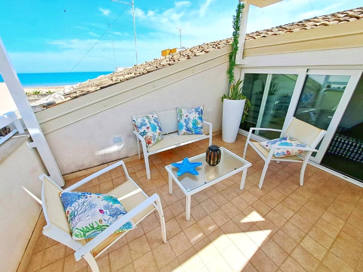 Mare Del Sud , Lovely Apartment With Sea View Pozzallo Kültér fotó